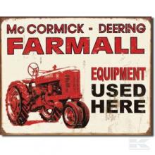Vintage reclamebord "Farmall equipment used here"
